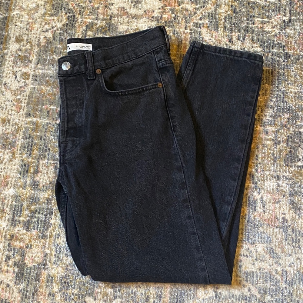Zara Women's Black Straight Leg Jeans